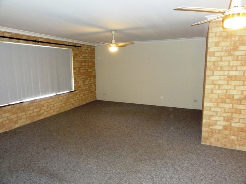 12 Blossom Place, Coodanup WA 6210