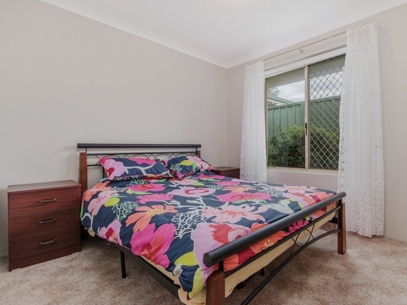 2 Templetonia Promenade, Halls Head WA 6210