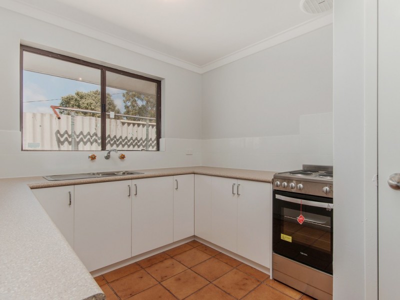 2/16 Gregory Road, Dawesville WA 6211