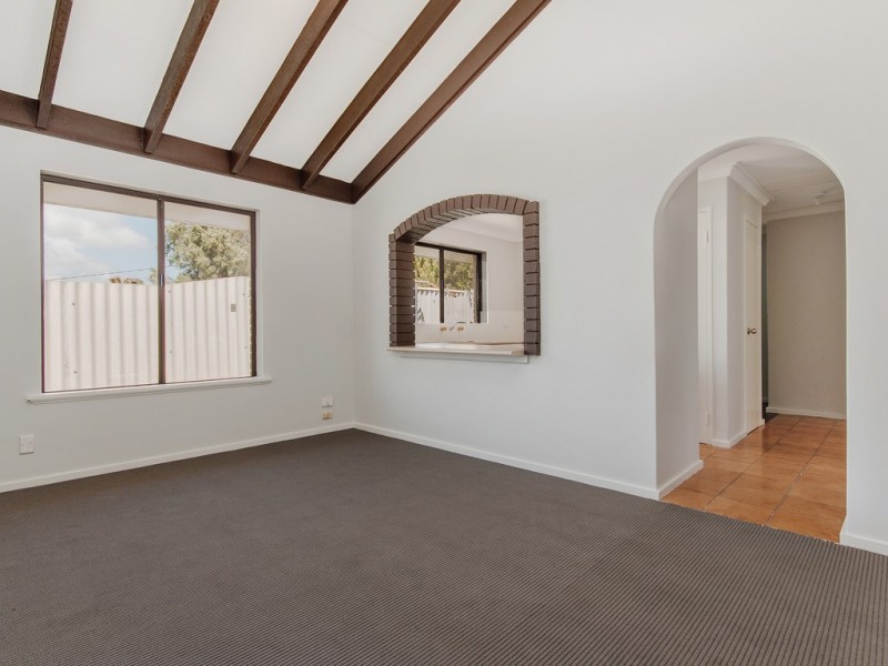 2/16 Gregory Road, Dawesville WA 6211