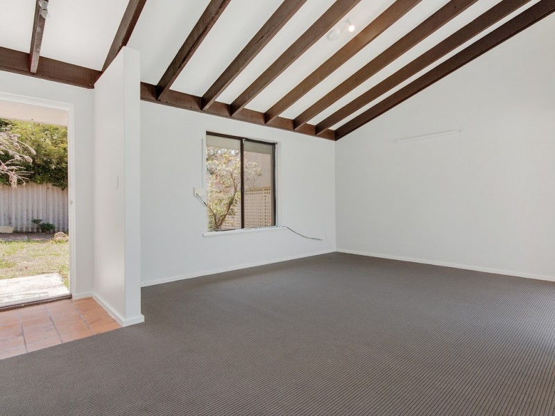 2/16 Gregory Road, Dawesville WA 6211