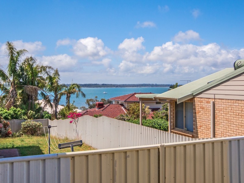 2/16 Gregory Road, Dawesville WA 6211