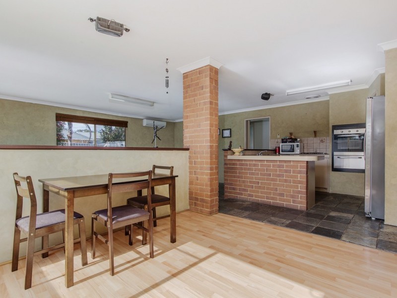 5 St Laurent Close, Greenfields WA 6210