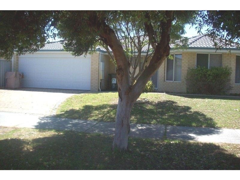 8 Colville Street, Waikiki WA 6169