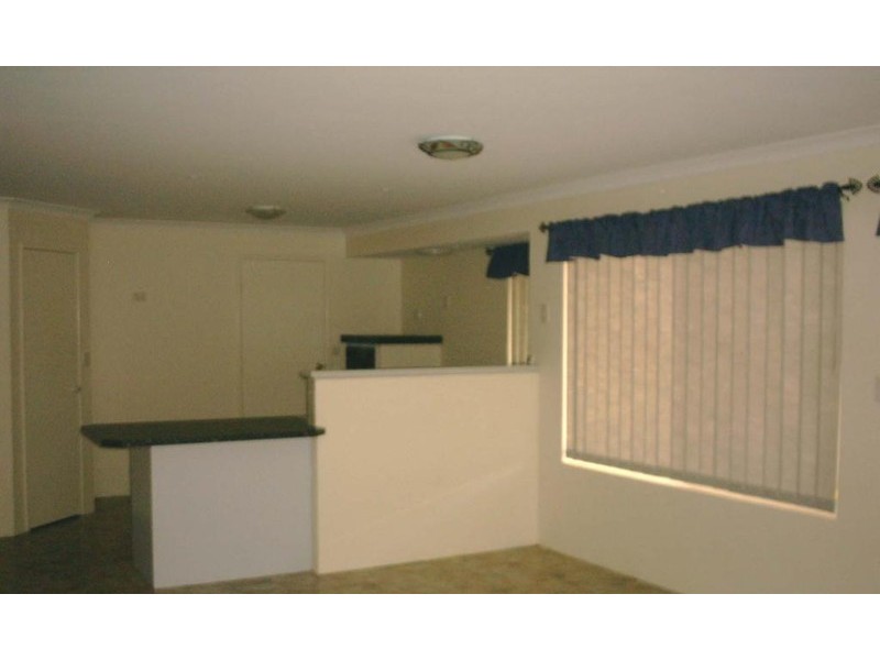 8 Colville Street, Waikiki WA 6169