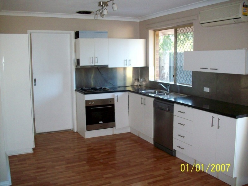 12 Steerforth Drv, Coodanup WA 6210