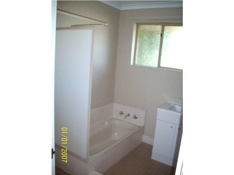 12 Steerforth Drv, Coodanup WA 6210