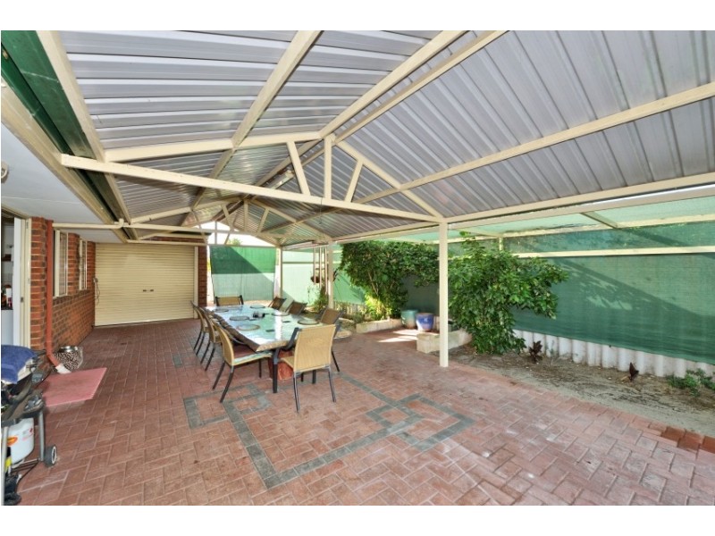 5 Newport Drive, Dudley Park WA 6210