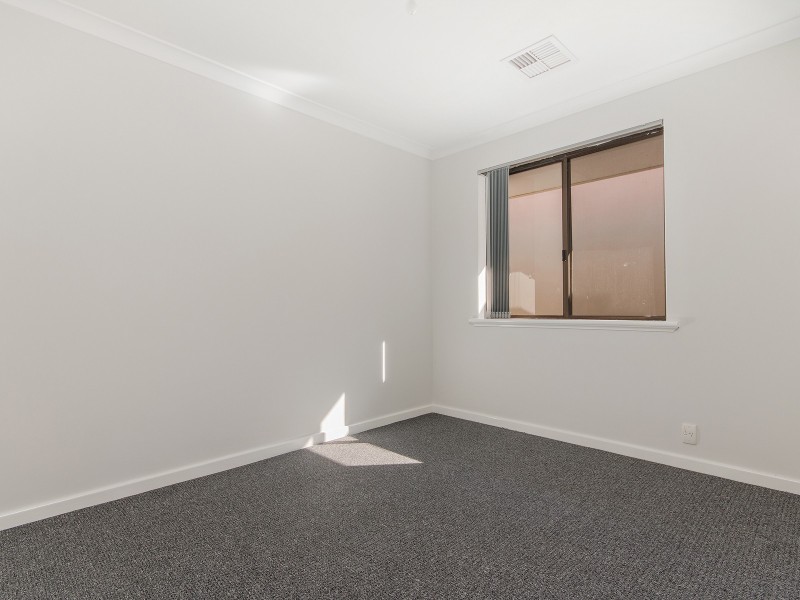 24 ELMORE WAY, Dudley Park WA 6210