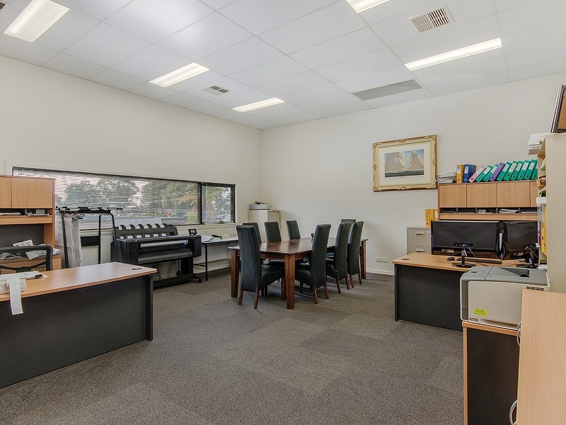 2/32 Tindale Street, Mandurah WA 6210