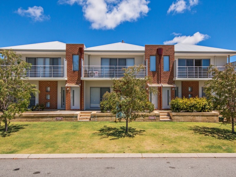 9 Lanyon Street, Mandurah WA 6210