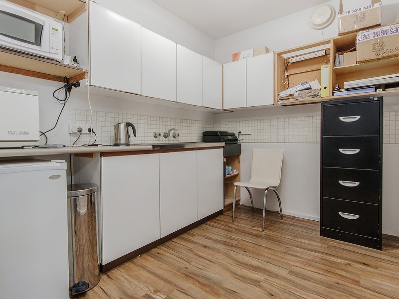 2/25 Sholl Street, Mandurah WA 6210