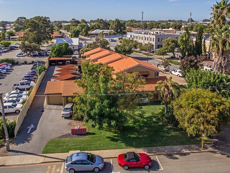 2/25 Sholl Street, Mandurah WA 6210