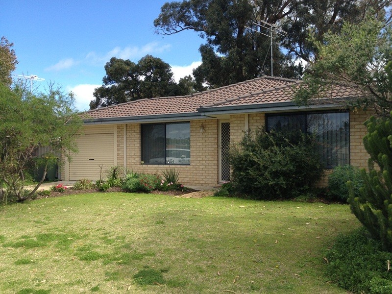 13 Manya Close, Greenfields WA 6210