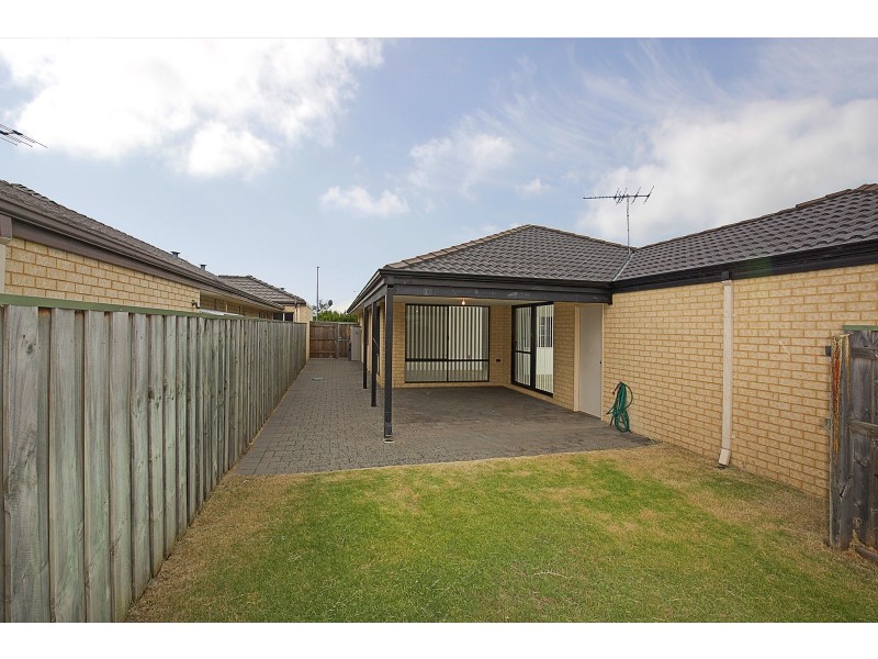 6 Euclase Link, Wellard WA 6170