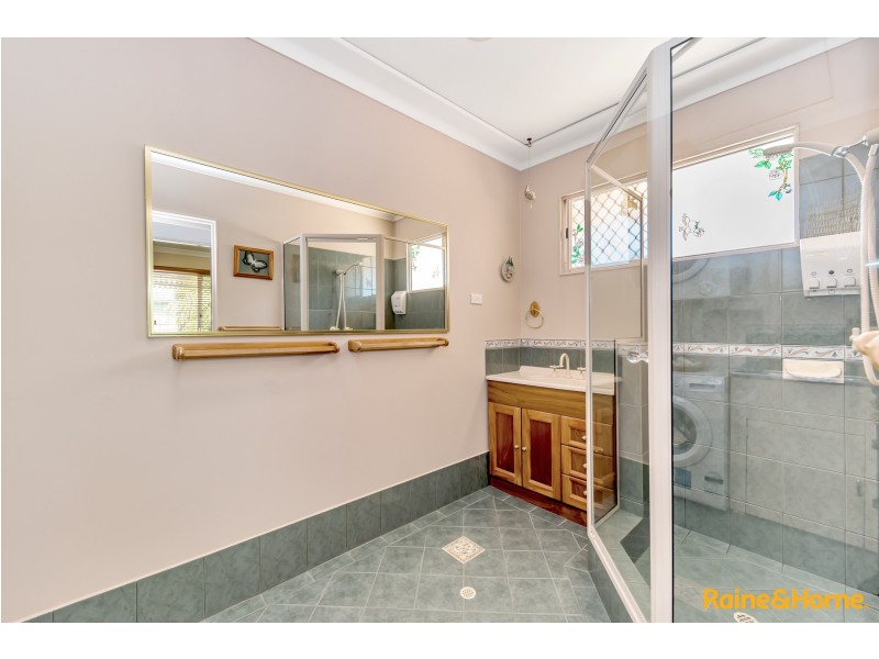 7/6 ULDINA PLACE, Pinjarra WA 6208