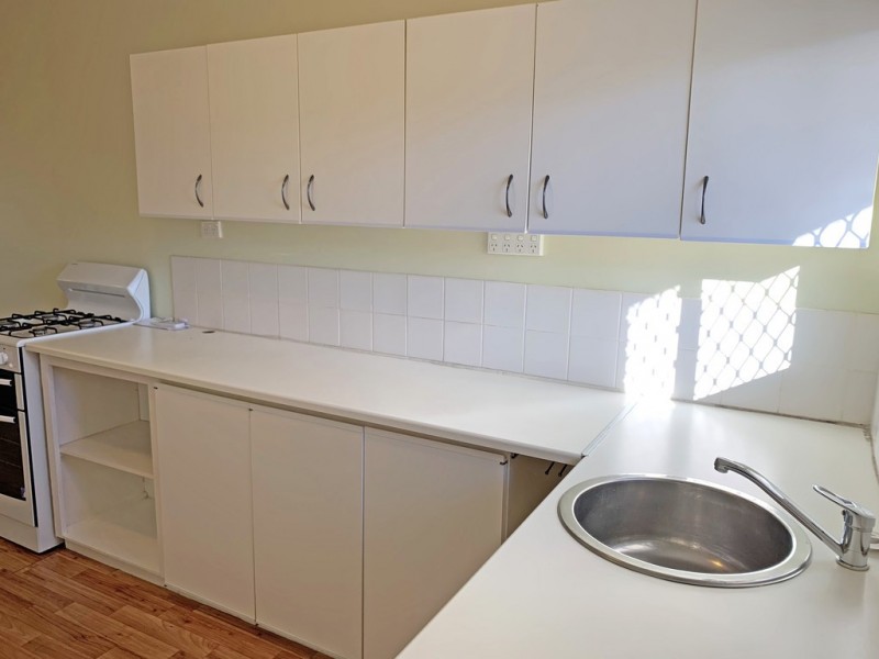 4/4 ULDINA PLACE, Pinjarra WA 6208