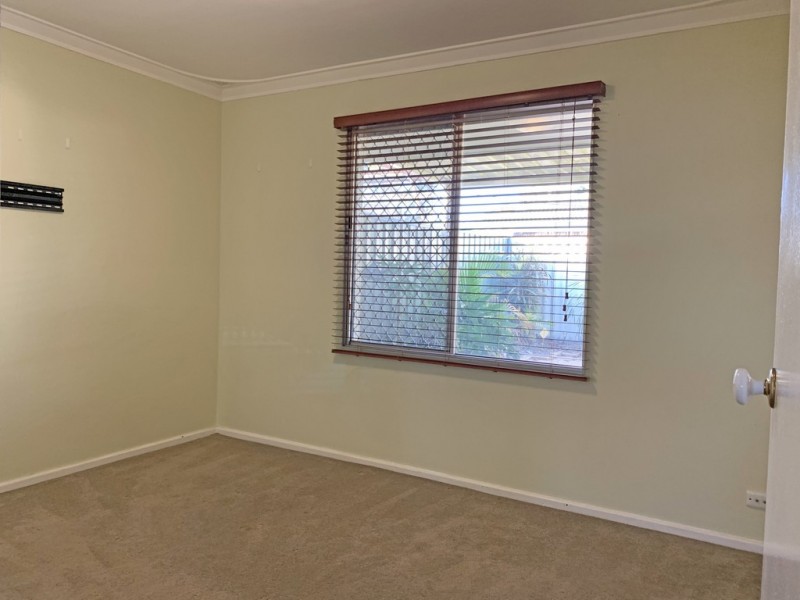 4/4 ULDINA PLACE, Pinjarra WA 6208