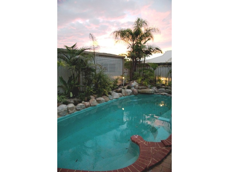1 Wren Court, Greenfields WA 6210