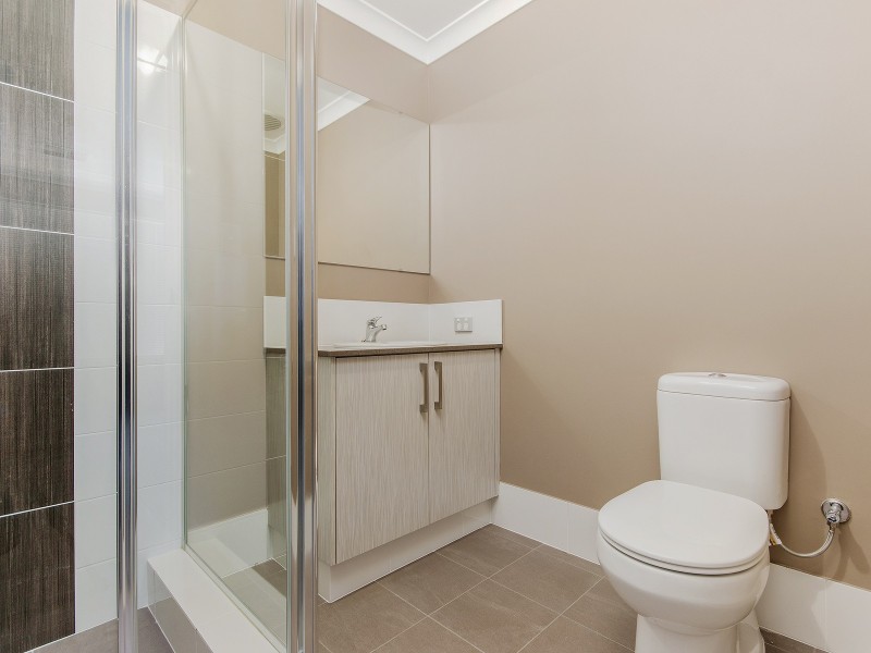 17 Teneriffe Rise, Halls Head WA 6210