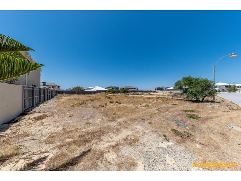 58 BOARDWALK BOULEVARD, Halls Head WA 6210