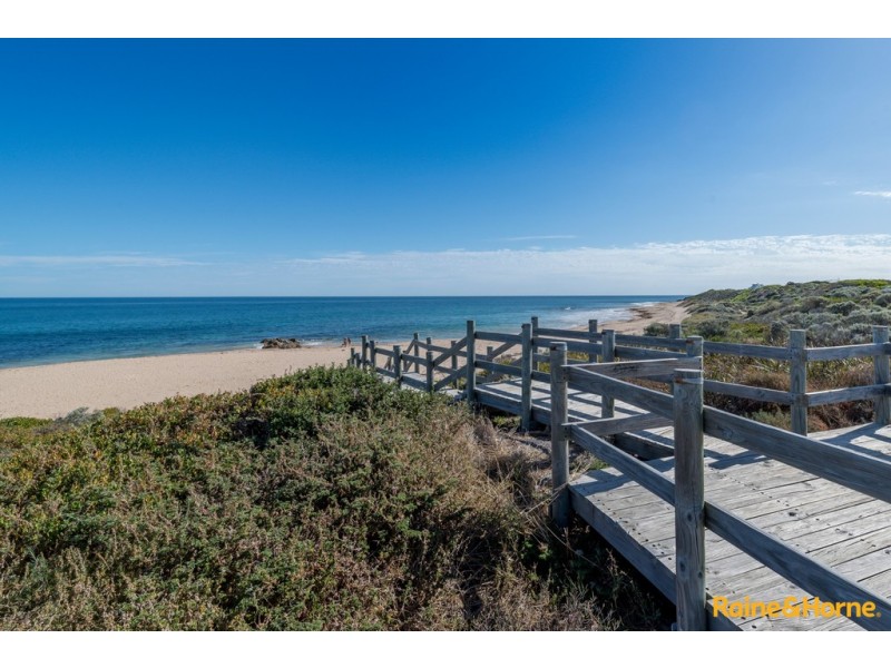 58 BOARDWALK BOULEVARD, Halls Head WA 6210