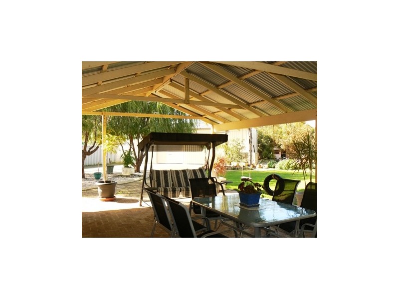 7 MacKenzie Court, North Yunderup WA 6208