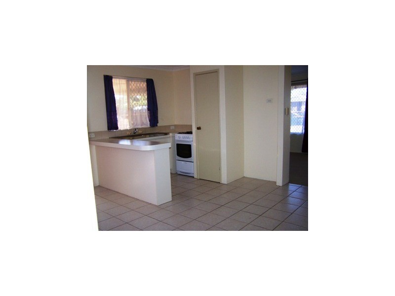 2/14 Wardell Loop, Dudley Park WA 6210