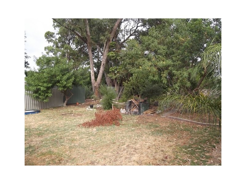 8 Wannyne Street, Mandurah WA 6210