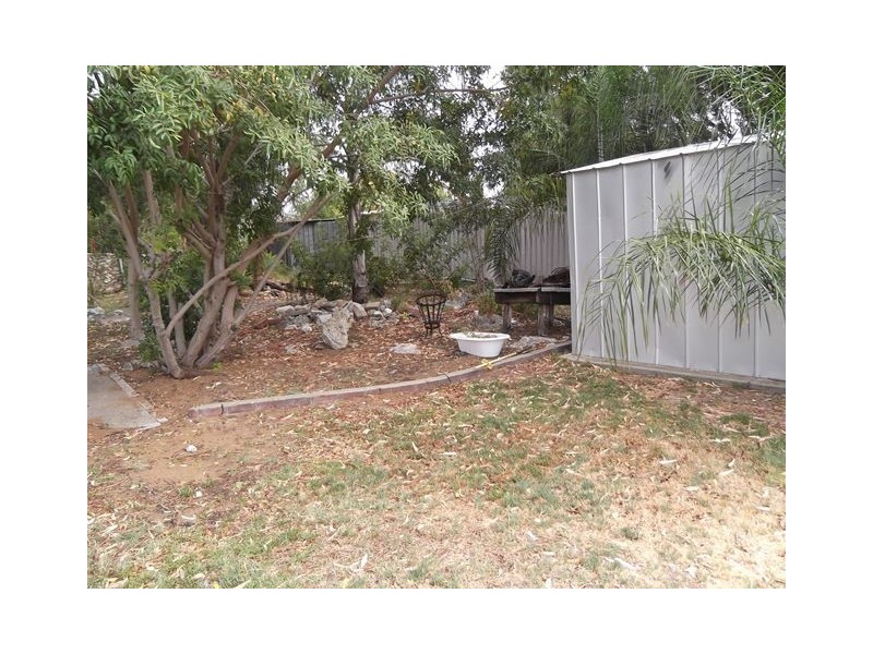 8 Wannyne Street, Mandurah WA 6210