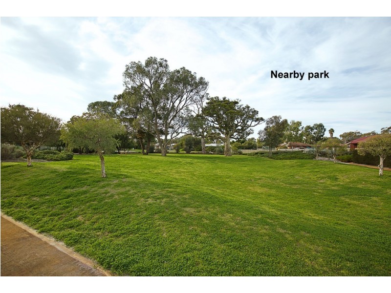 23 Coopers Mill Way, Ravenswood WA 6208