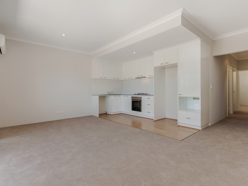 Unit 2, 9 Lanyon Street, Mandurah WA 6210