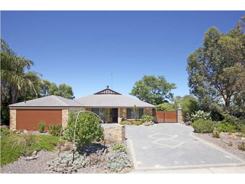 26 Placid Waters Parade, Coodanup WA 6210