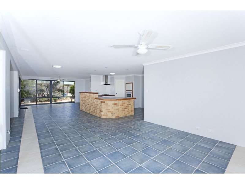 26 Placid Waters Parade, Coodanup WA 6210