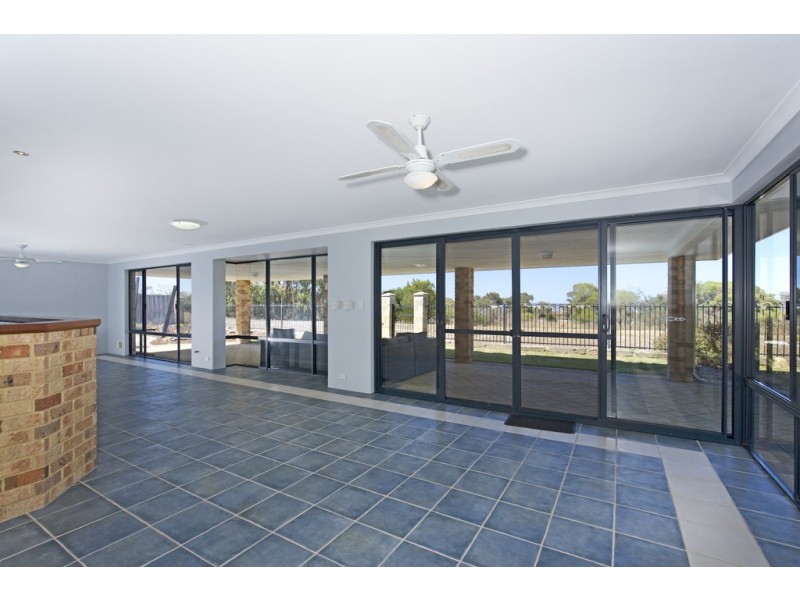 26 Placid Waters Parade, Coodanup WA 6210