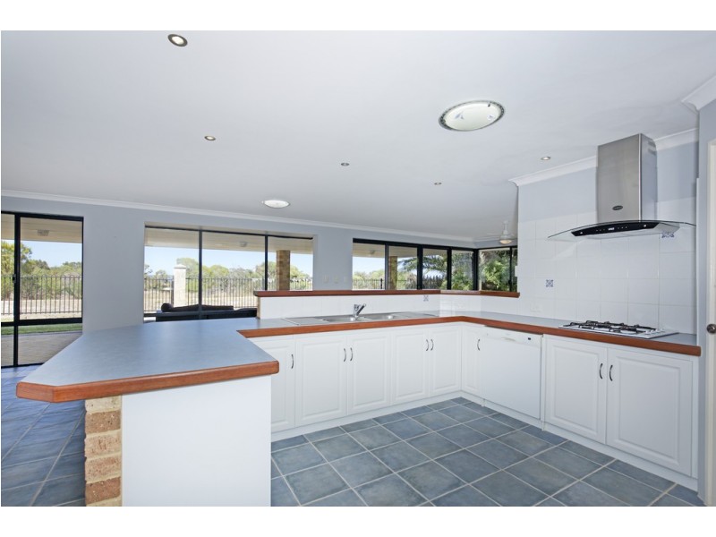 26 Placid Waters Parade, Coodanup WA 6210