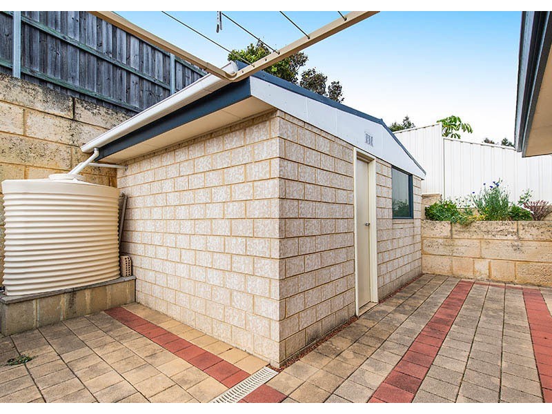 5 Heather Gardens, Halls Head WA 6210