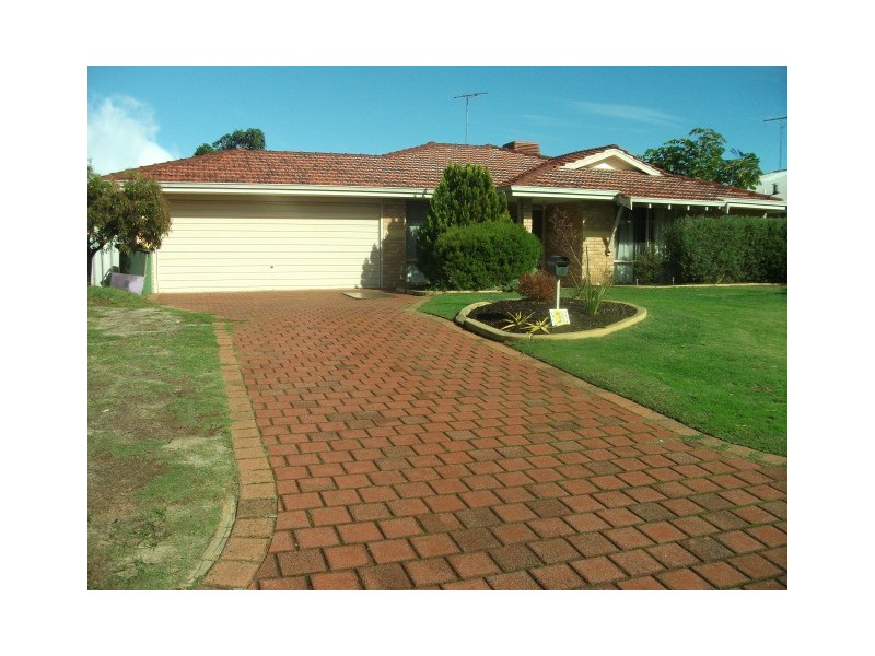 31 TACOMA LOOP, Dudley Park WA 6210