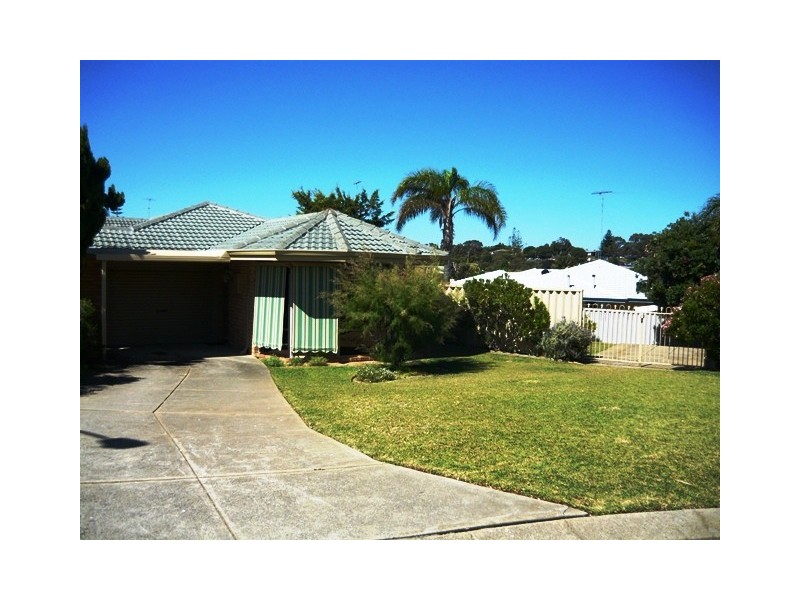 2A GRANGE, Halls Head WA 6210