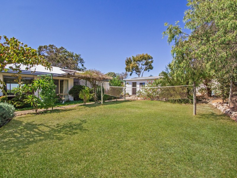 111 HARVEY VIEW DRIVE, Herron WA 6211