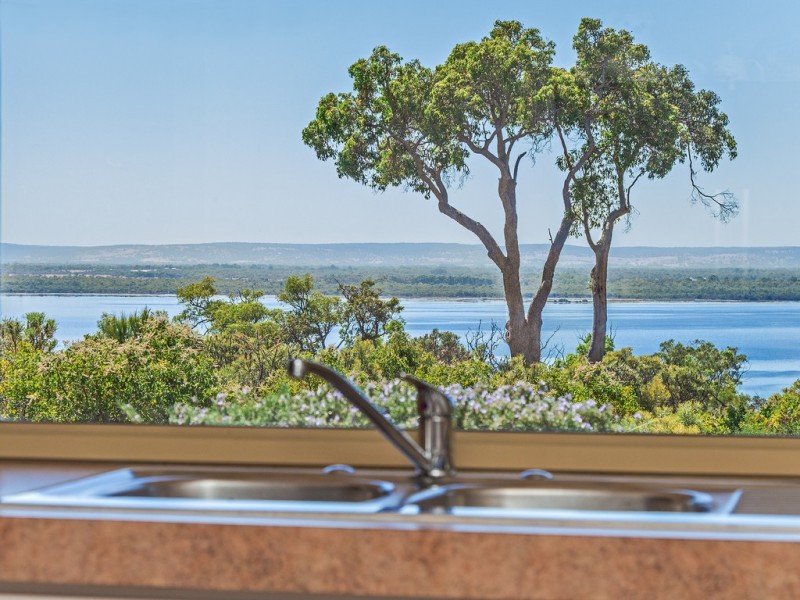 111 HARVEY VIEW DRIVE, Herron WA 6211