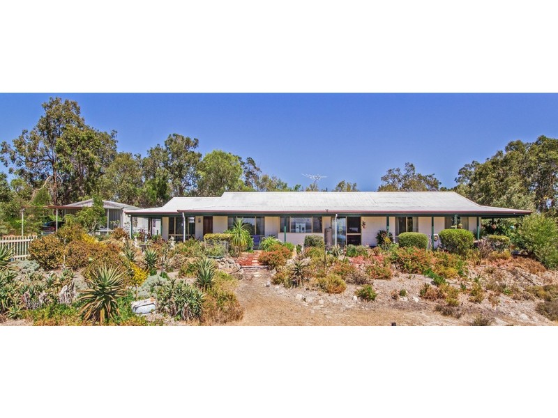 111 HARVEY VIEW DRIVE, Herron WA 6211