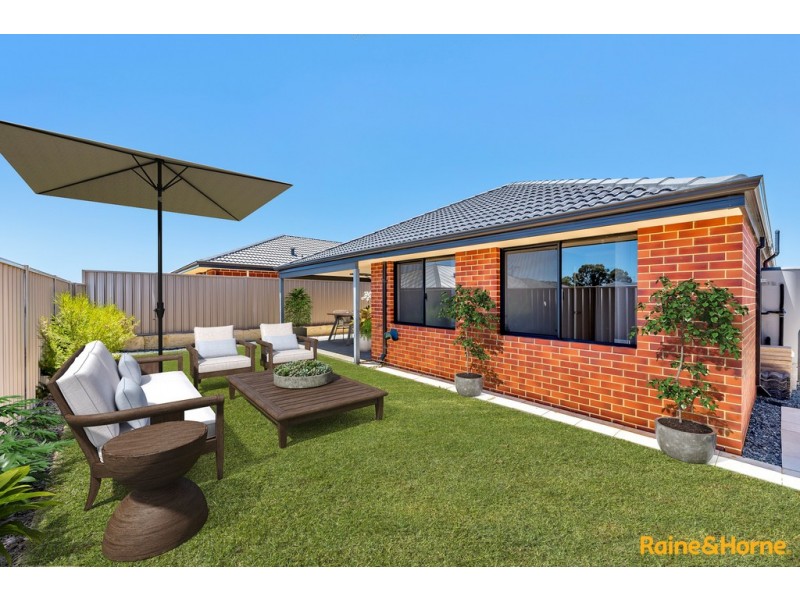 11 GAMBOGE AVENUE, Karnup WA 6176