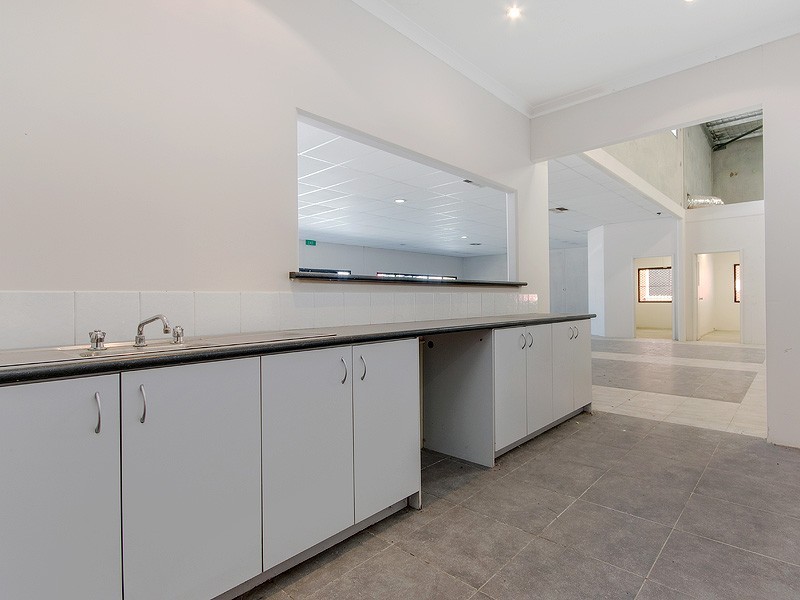 292 Pinjarra Road, Mandurah WA 6210