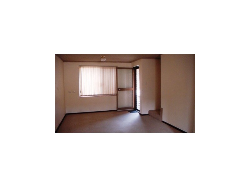11/35B HALLS HEAD PARADE, Halls Head WA 6210