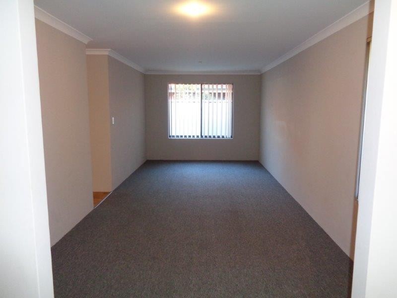 10 Whitehaven Avenue, Secret Harbour WA 6173