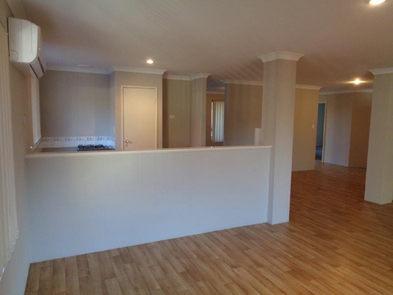 10 Whitehaven Avenue, Secret Harbour WA 6173