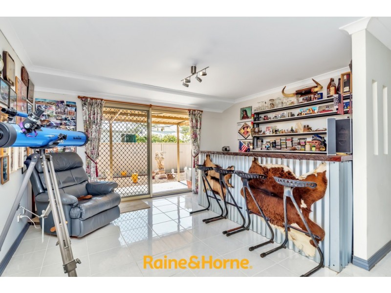 4 PATEMAN PLACE, South Yunderup WA 6208