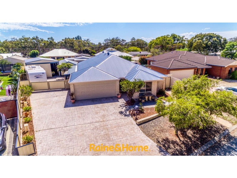 4 PATEMAN PLACE, South Yunderup WA 6208