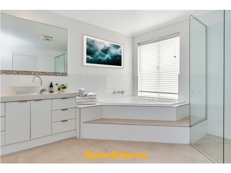 13 TAYLOR COURT, Pinjarra WA 6208